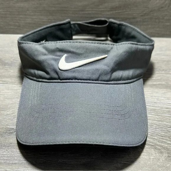 Nike Golf StrapBack Visor Gray/White Unisex - Picture 1 of 5